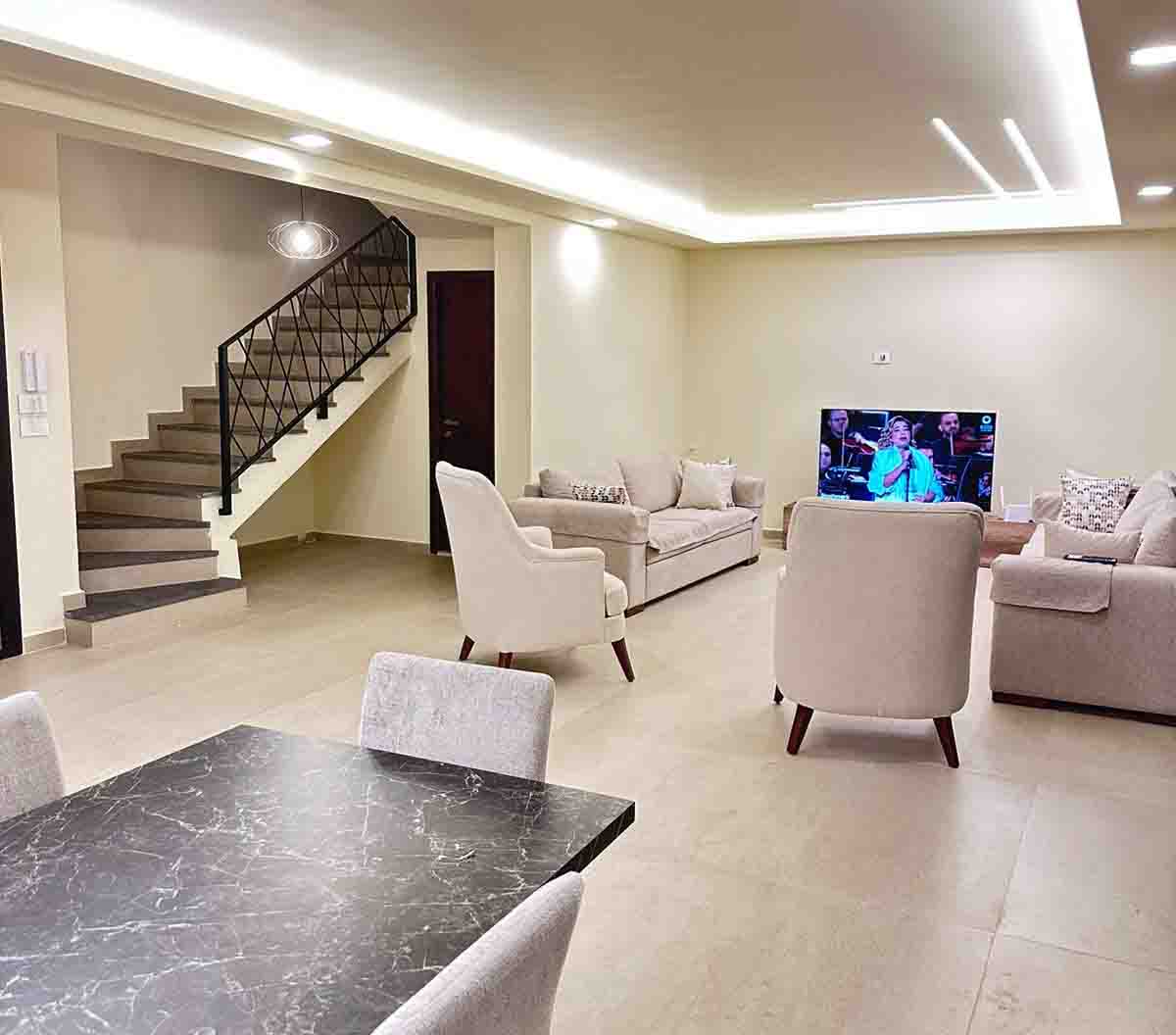 villa for sale in mechmech