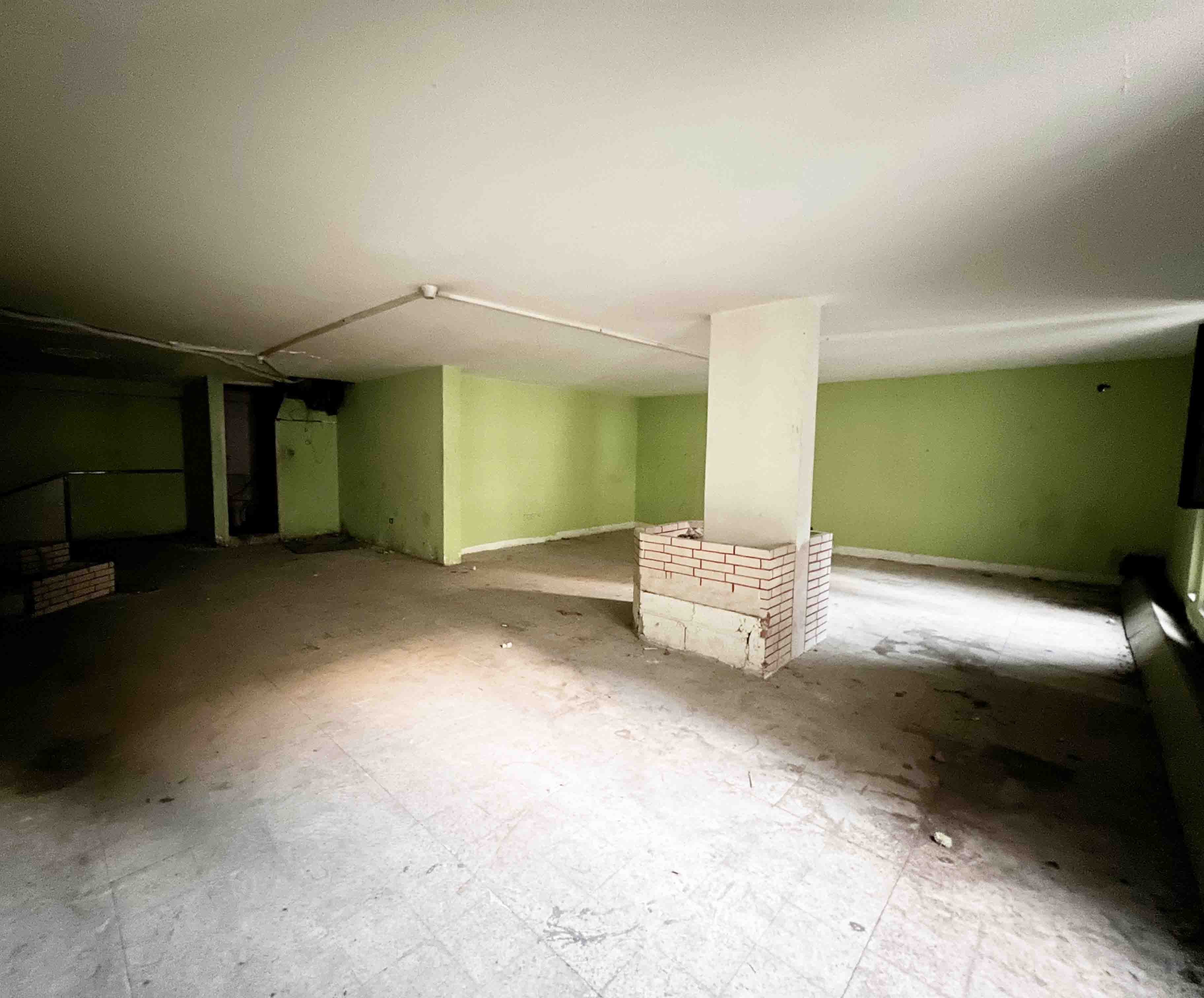 shop for sale in jbeil