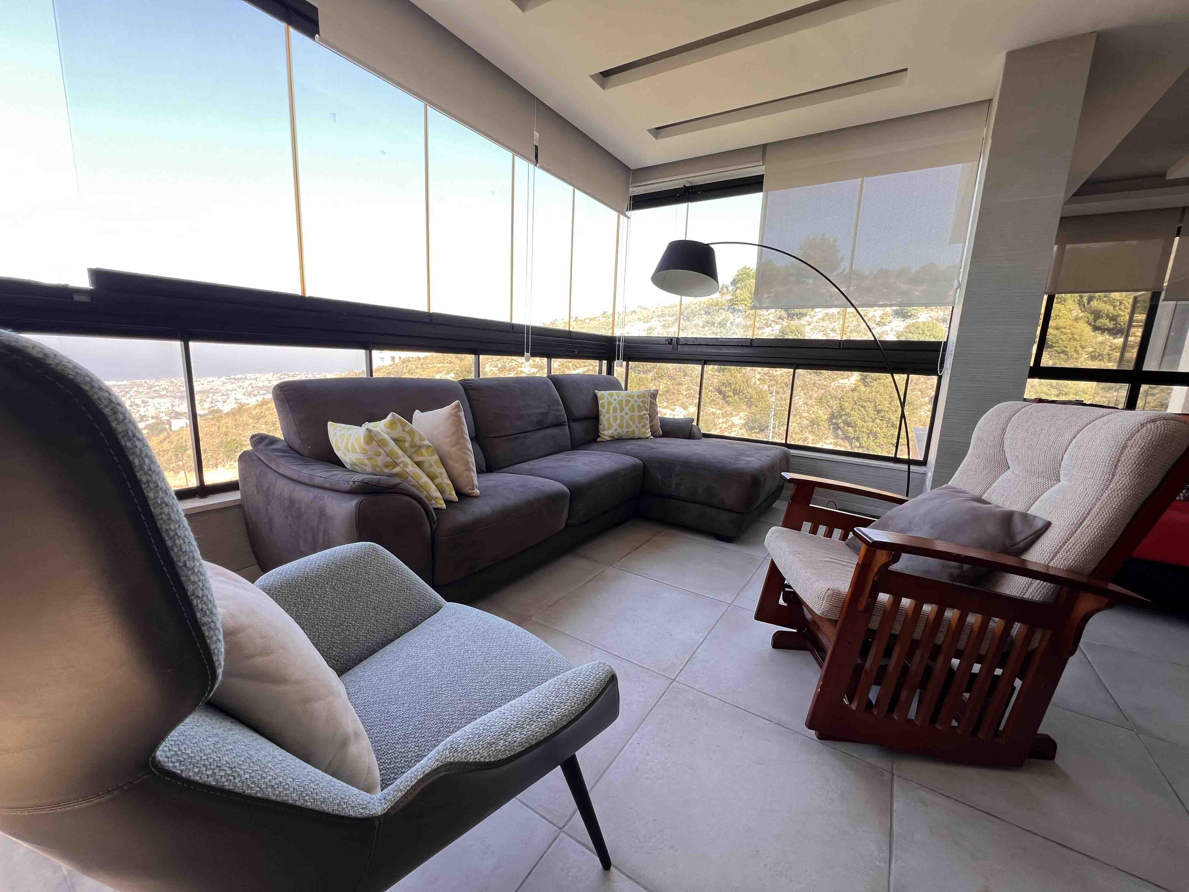4 bedroom apartment in jbeil for $800