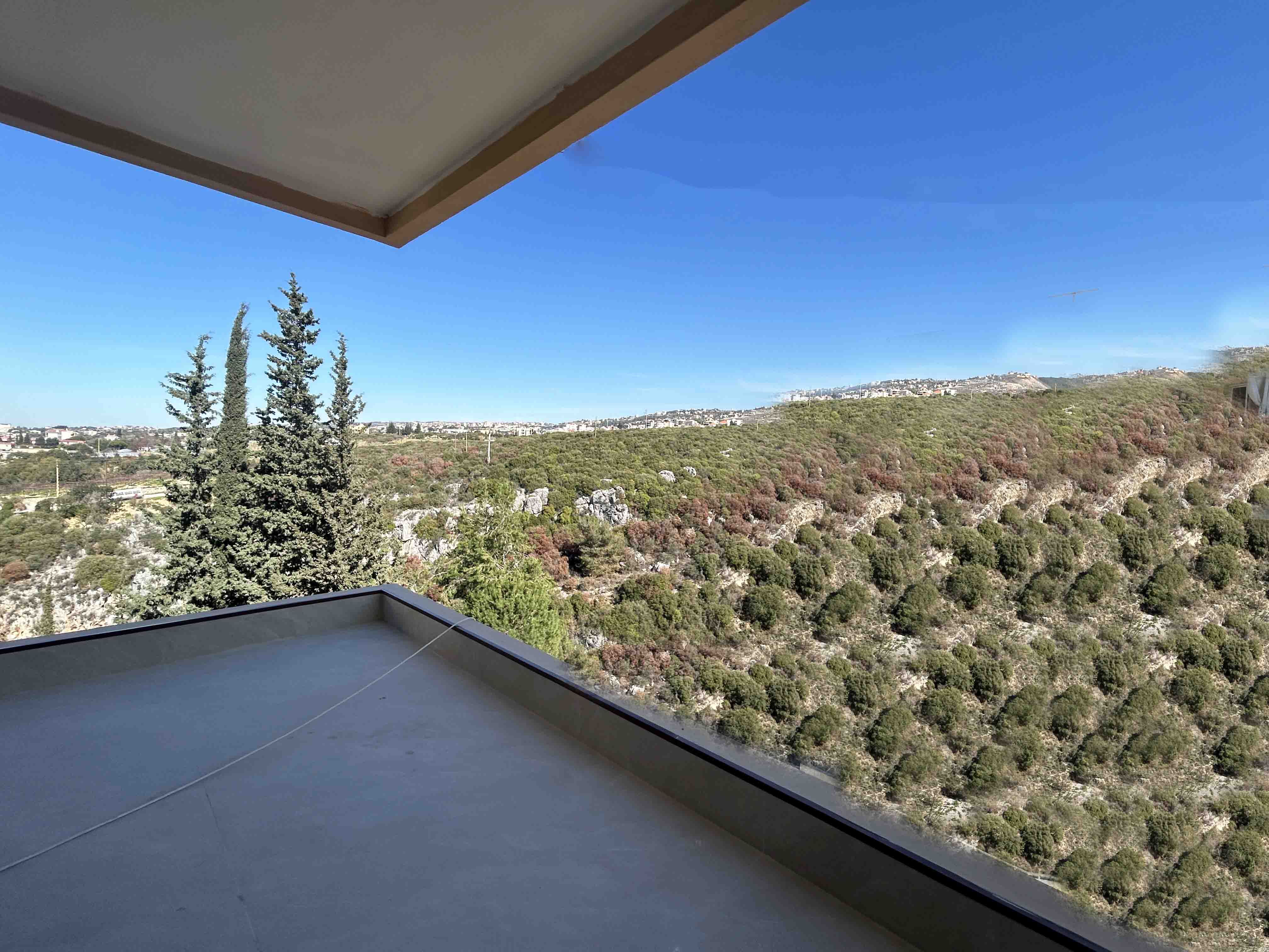 2 bedroom apartment in jbeil for $125000