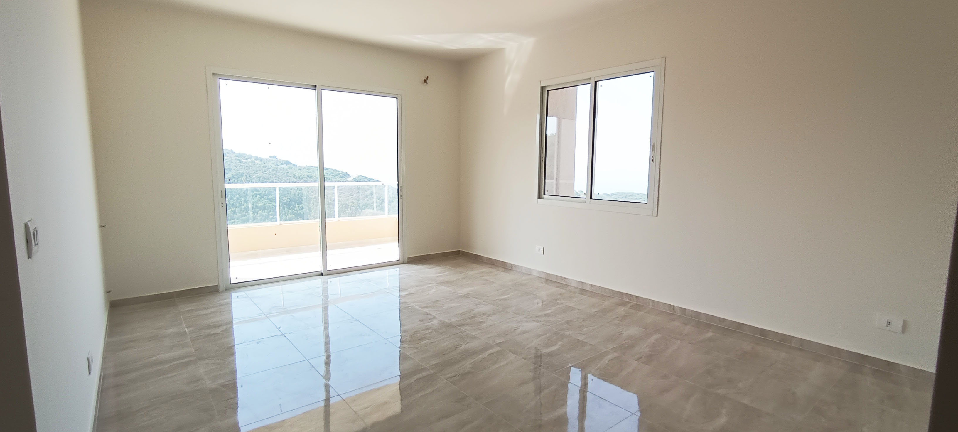 2 bedroom apartment in jbeil for $99000