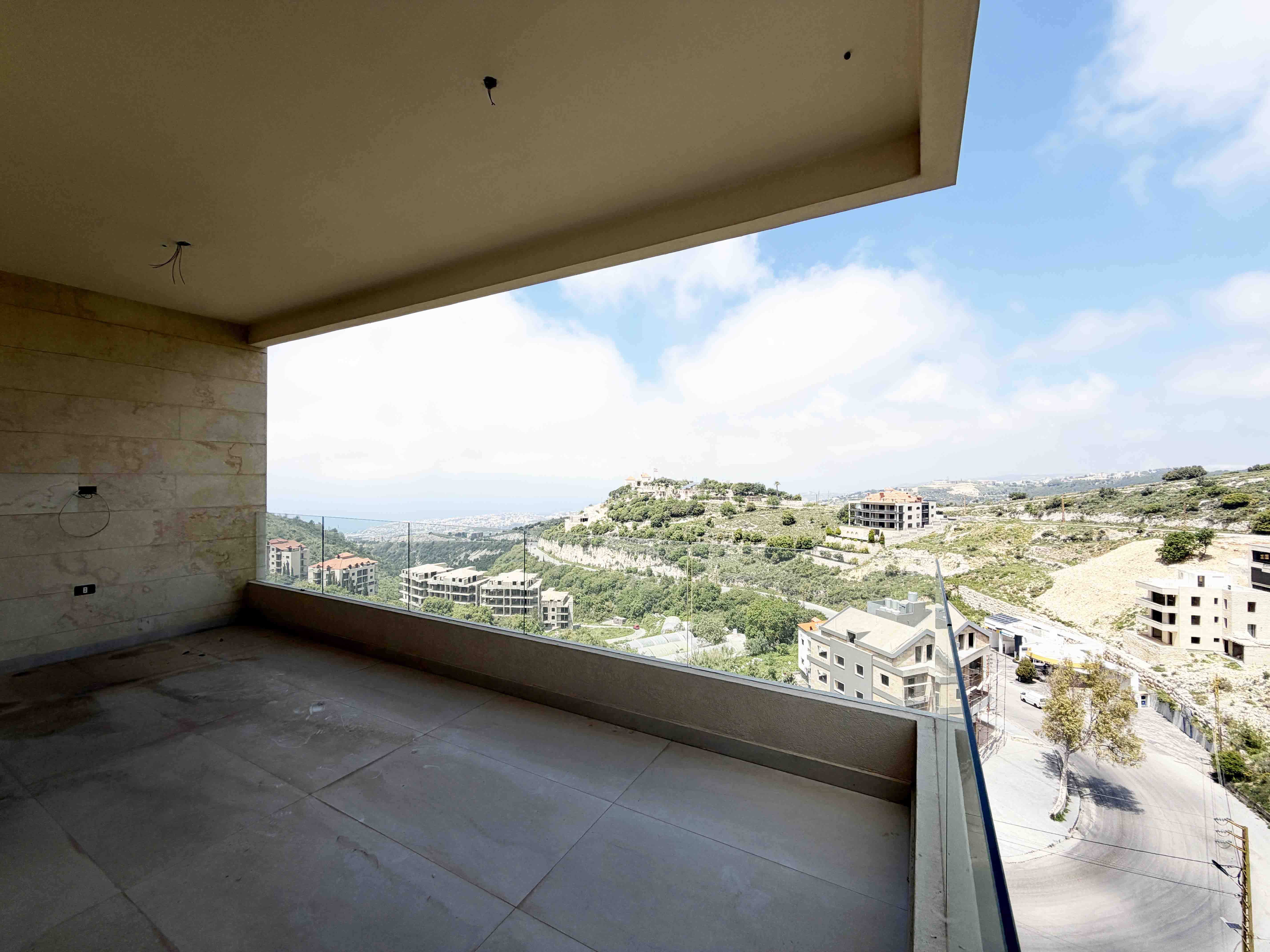 3 bedroom apartment in jbeil for $200000