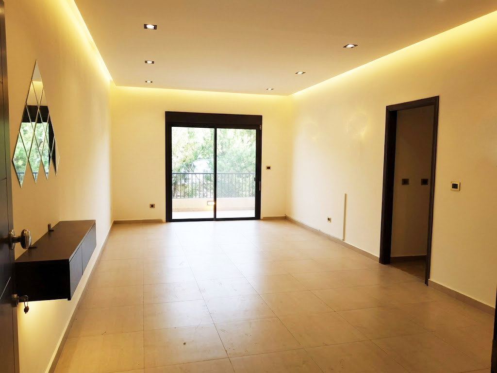 2 bedroom apartment in jbeil for $350