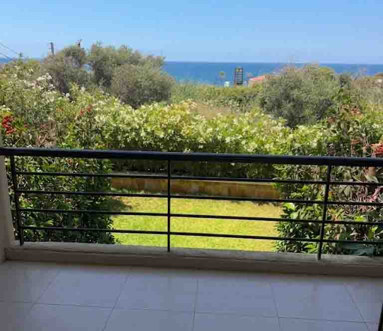 1 bedroom apartment in batroun for $800
