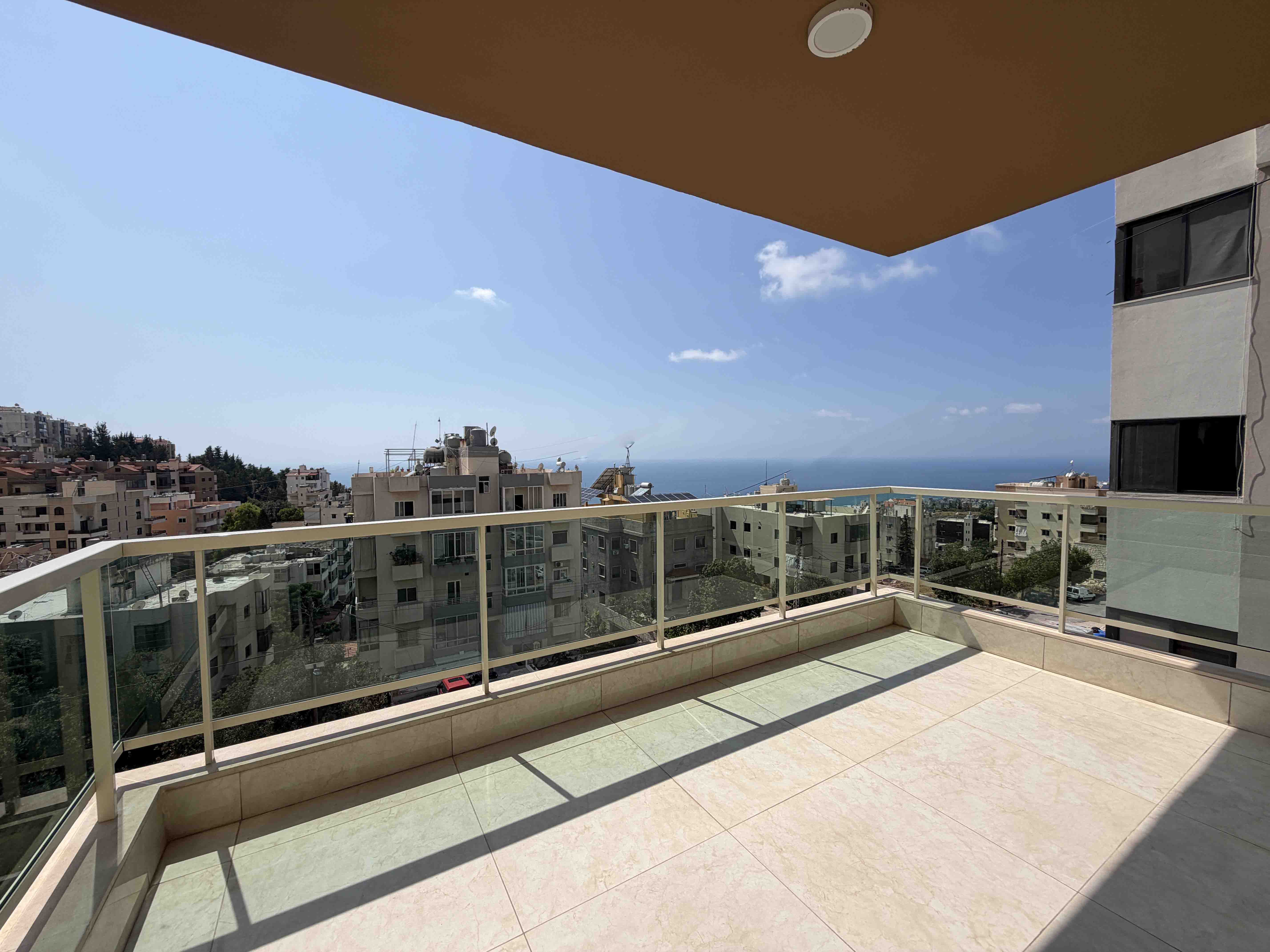 2 bedroom apartment in jbeil for $500