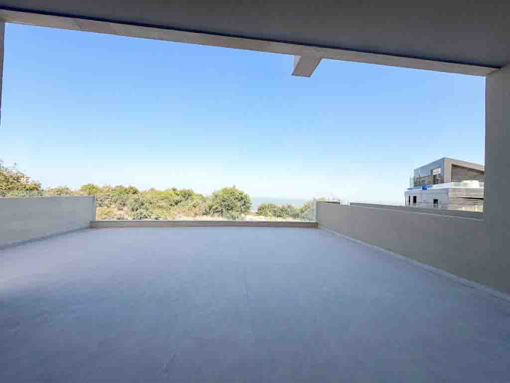 2 bedroom apartment in jbeil for $152000